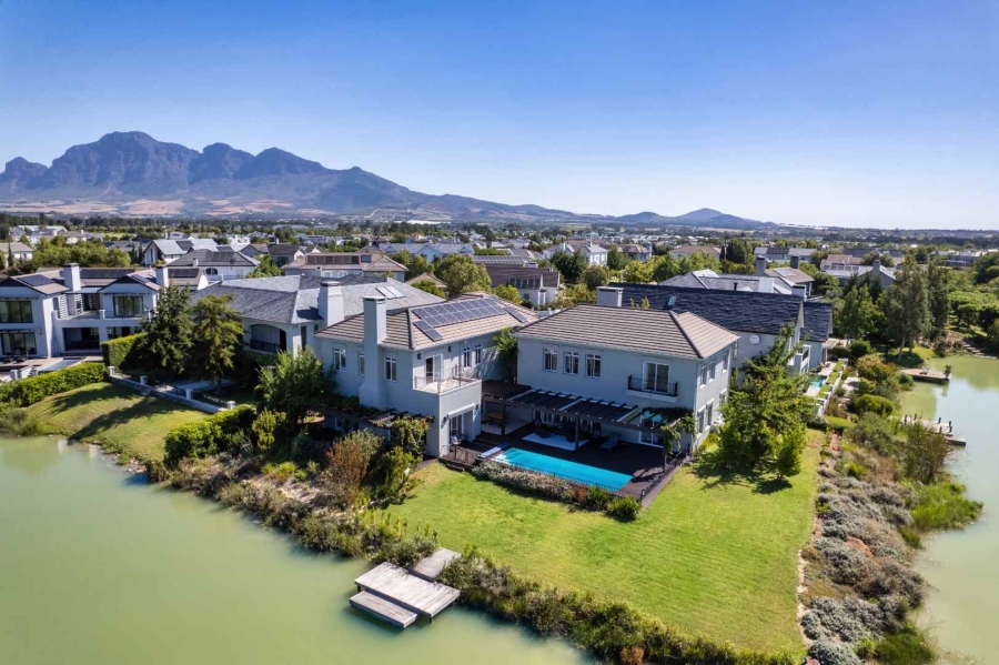 5 Bedroom Property for Sale in Val De Vie Estate Western Cape